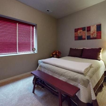 120 Winding Meadow By Vacation Rentals For You Monument Exterior photo