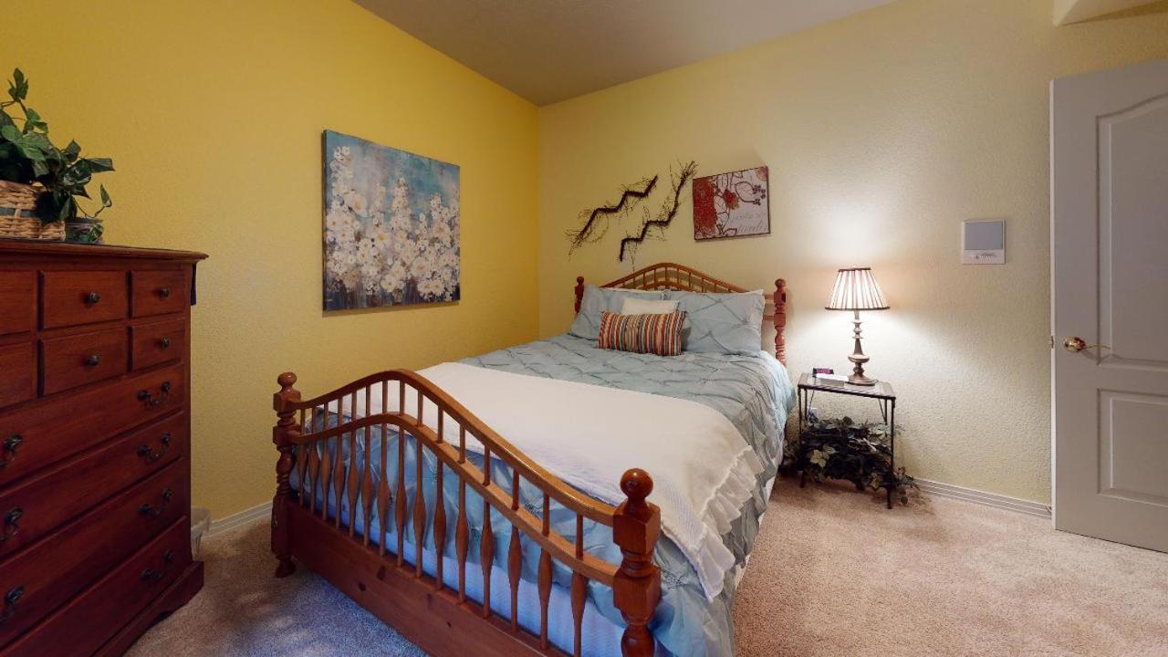 120 Winding Meadow By Vacation Rentals For You Monument Exterior photo