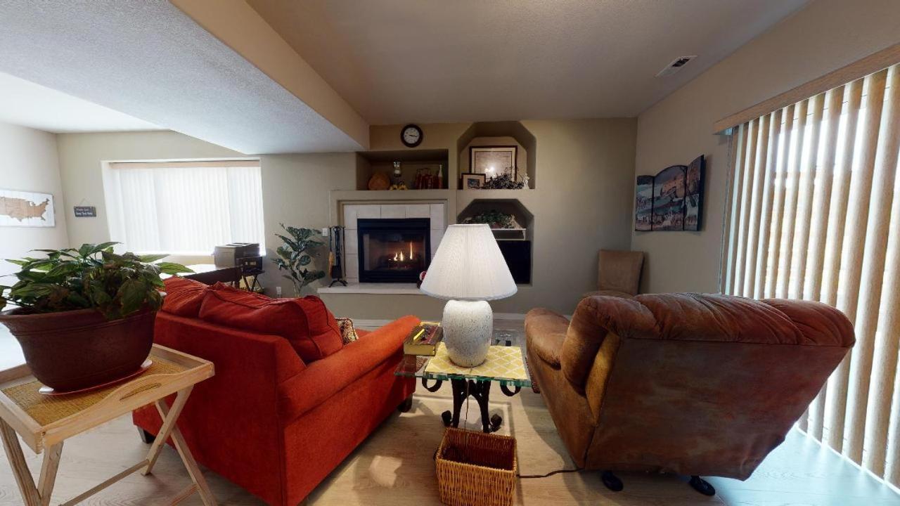 120 Winding Meadow By Vacation Rentals For You Monument Exterior photo