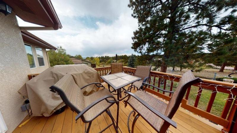 120 Winding Meadow By Vacation Rentals For You Monument Exterior photo